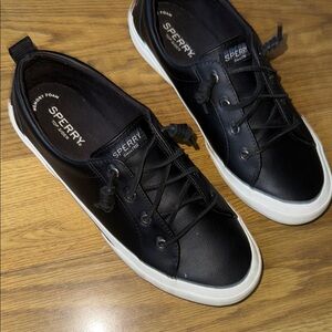 Sperry Men’s Black Leather Low-top sneakers size 9 white sole lace ups